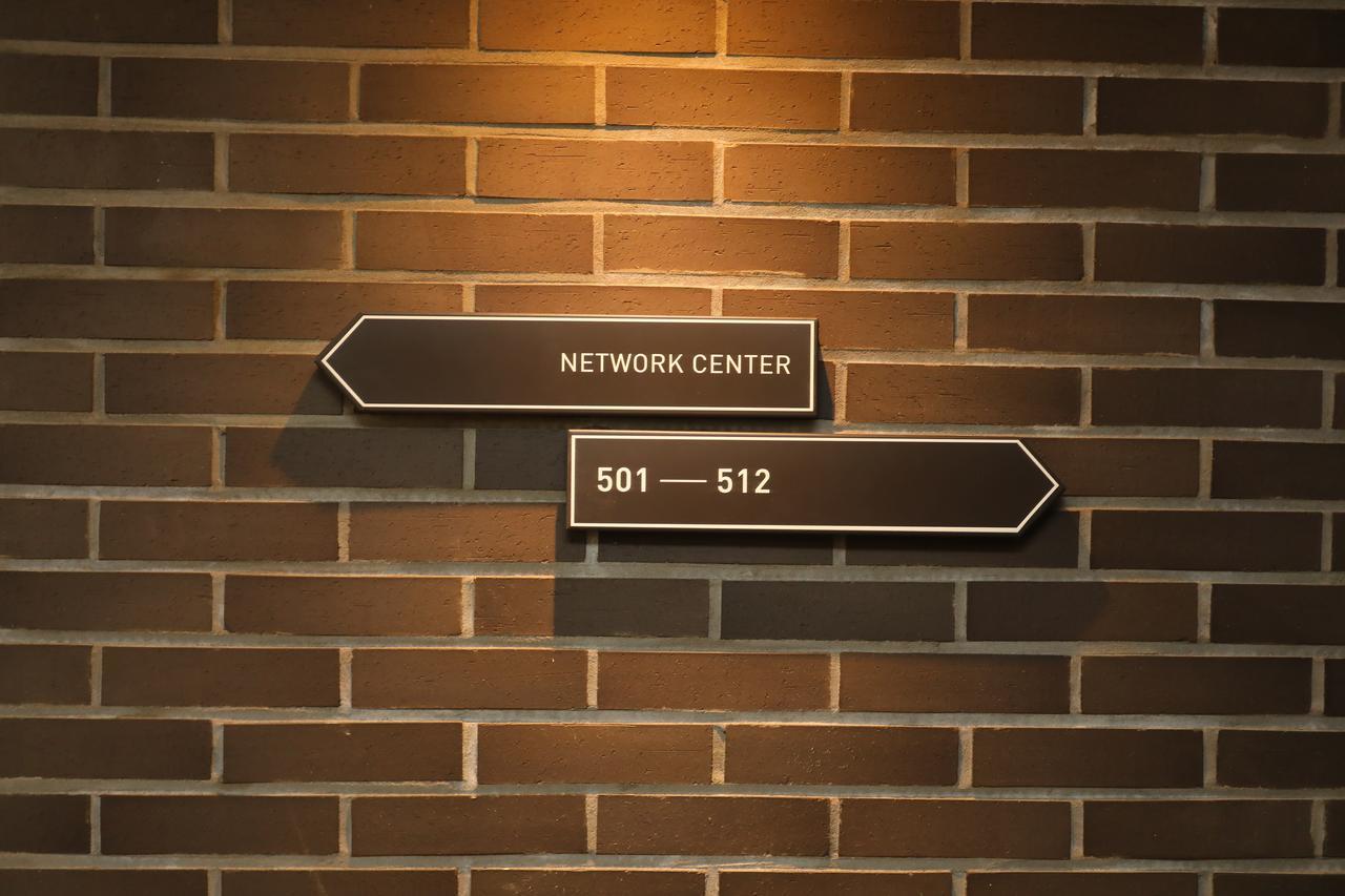The First Hotel Changwon Exterior foto